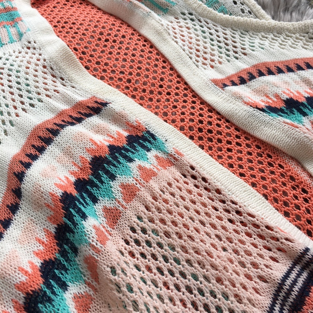 Native Aztec-ish Wrap Shrug - Picture 5 of 5
